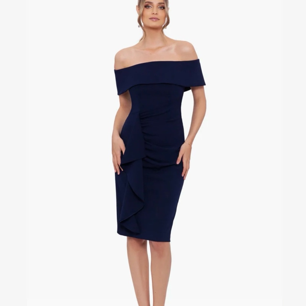 Never Worn Xscape Strapless Navy Dress